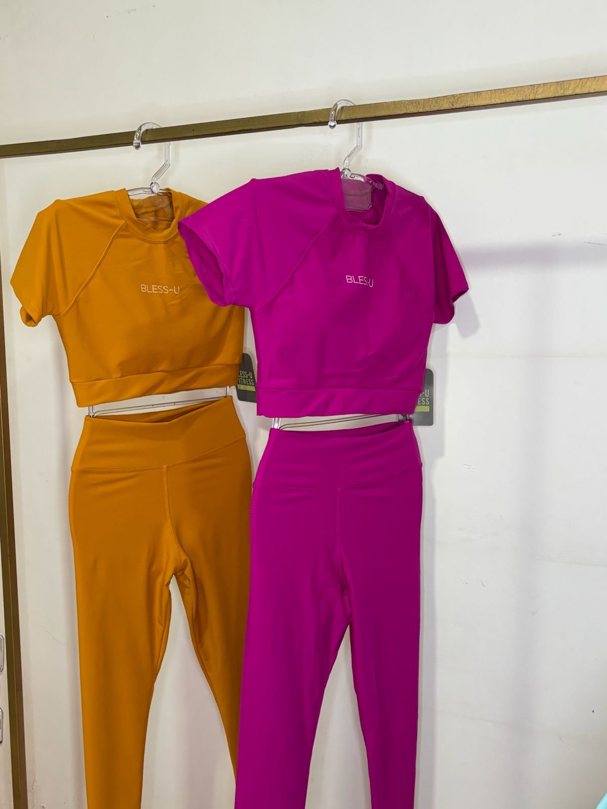 Conjunto calza con cropped BLESS-U