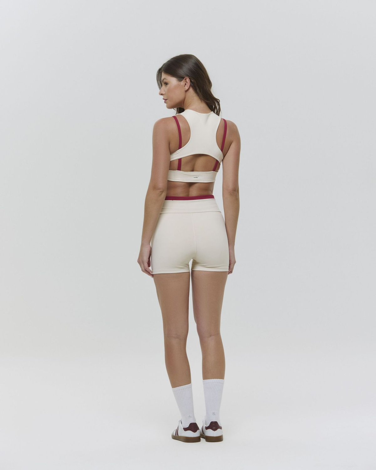 Conjunto short ADAPT 