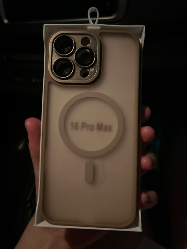 Funda magnetic iphone 16 pro max 