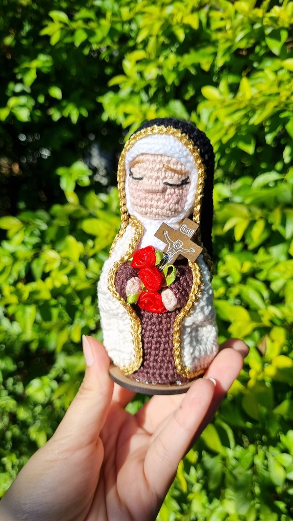 Santos y Virgencitas con base