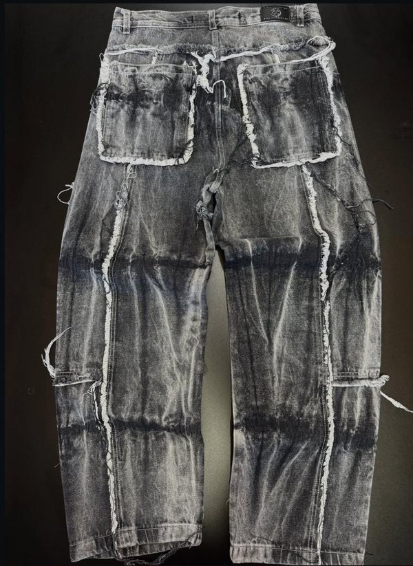 pantalones baggy diseñados