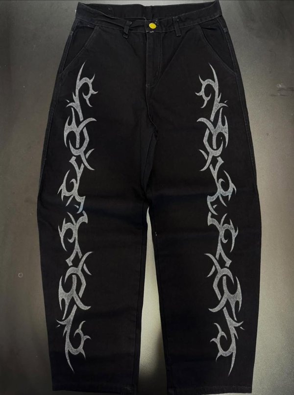 pantalones baggy diseñados