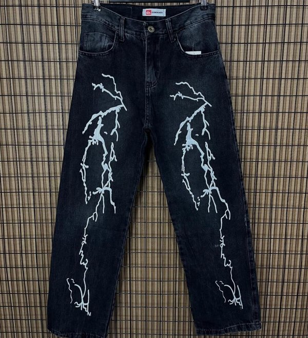 pantalones baggy diseñados