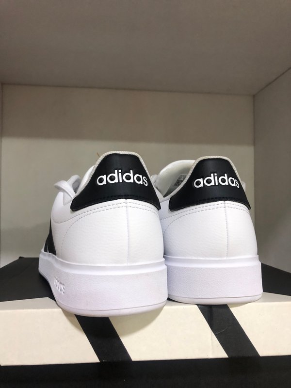 Adidas Grand Court 2.0