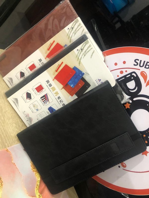 Libretas con tapa de cuero