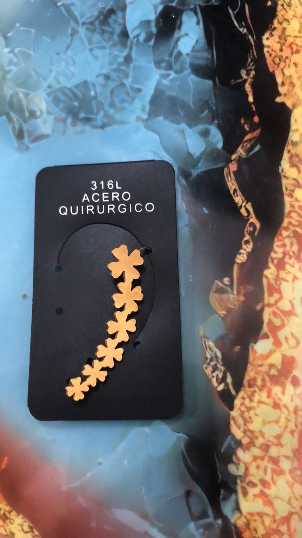 Solitario de Acero Quirurgico Trebol