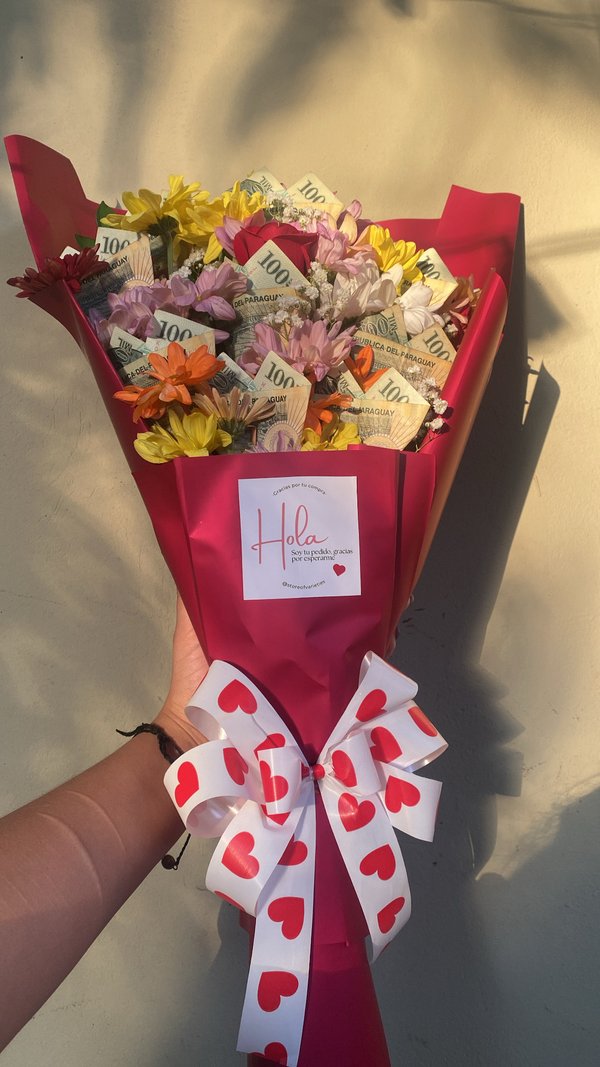 Ramo de flores con dinero