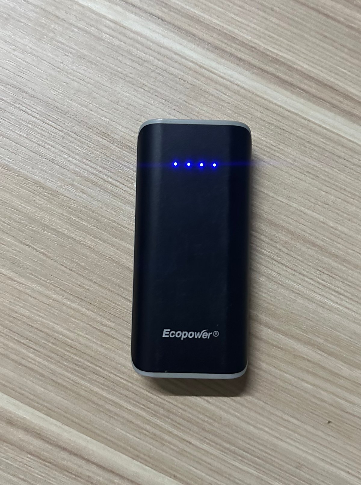 Cargador portátil usado - 5