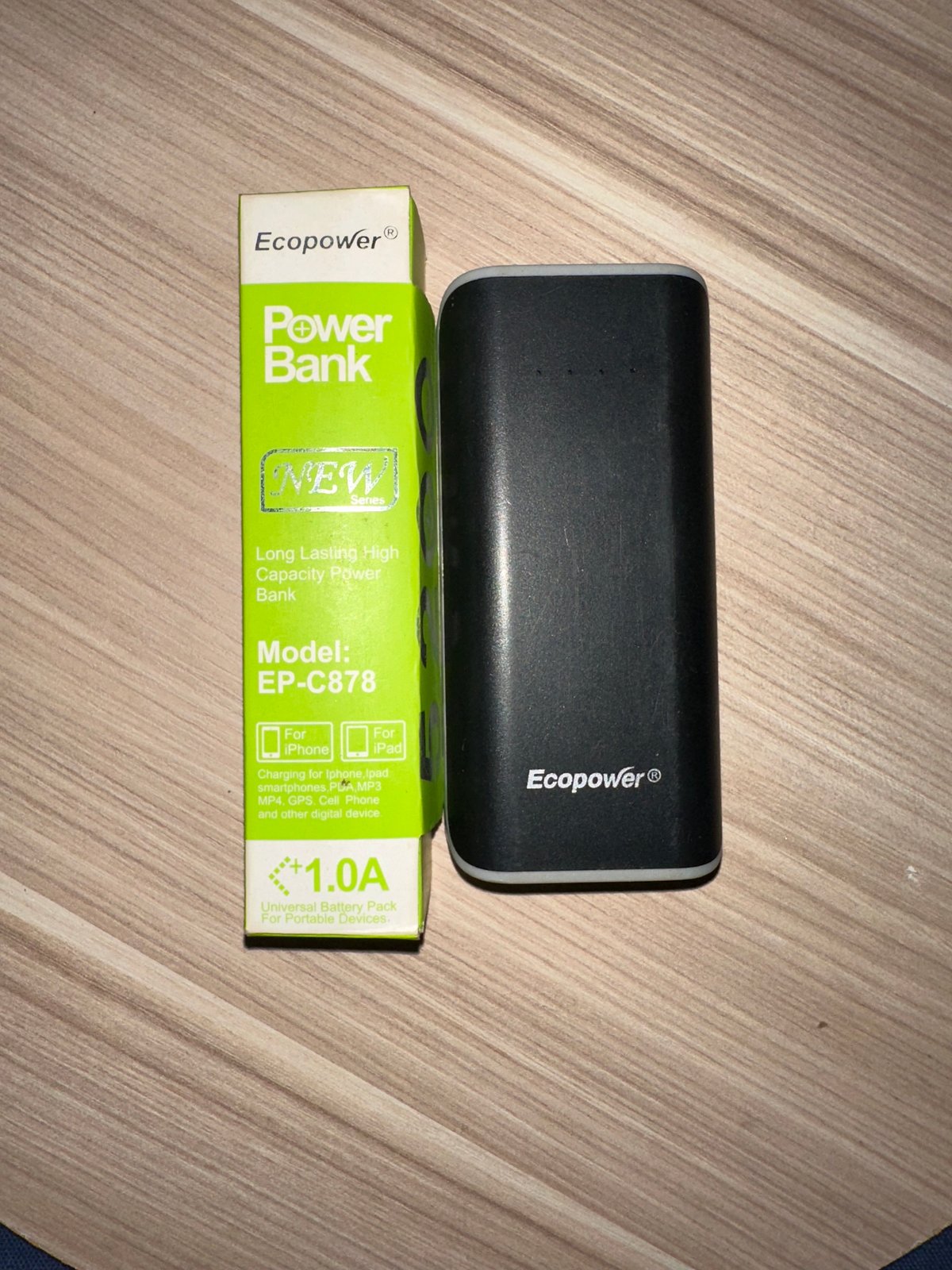 Cargador portátil usado - 2