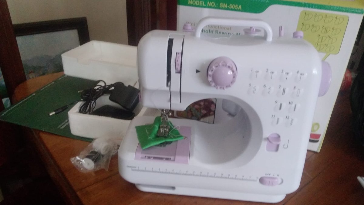 MAQUINA DE COSER 12 PUNTADAS  - 4