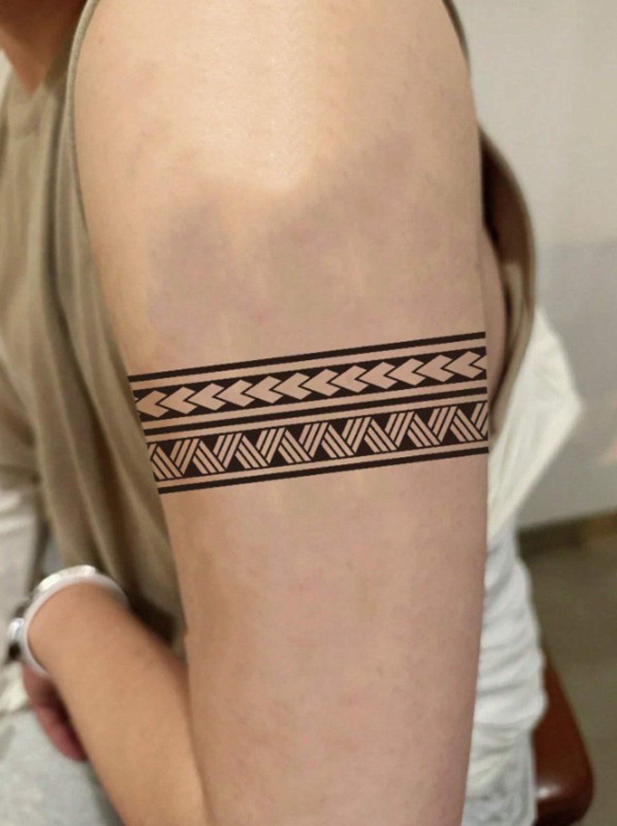 Tatuaje Temporal Tribal Guerrero - 2