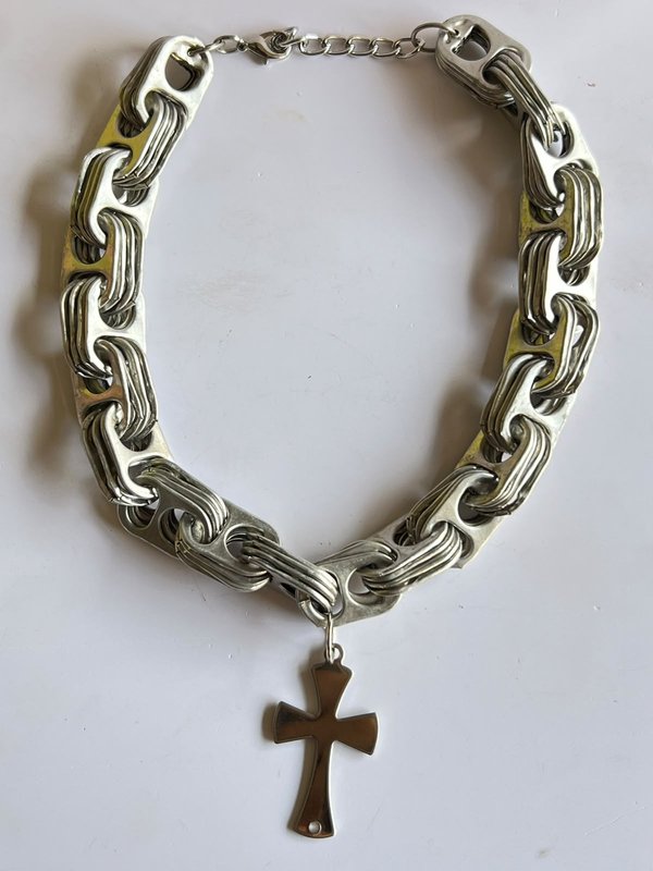 Chocker Tabs Cruz