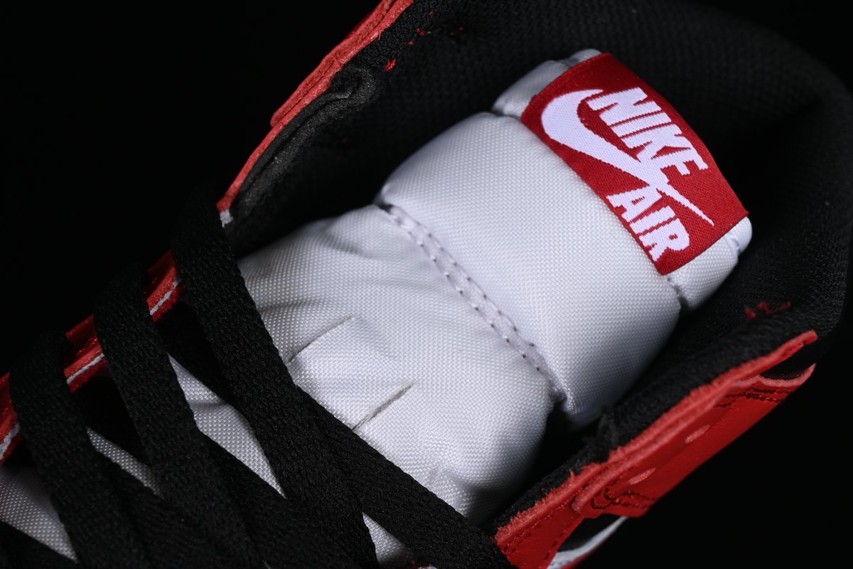 Air Jordan 1 High Chicago - 3