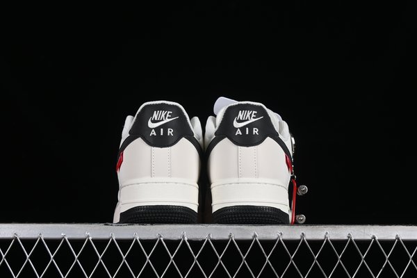 Air Force 1 Low x Supreme