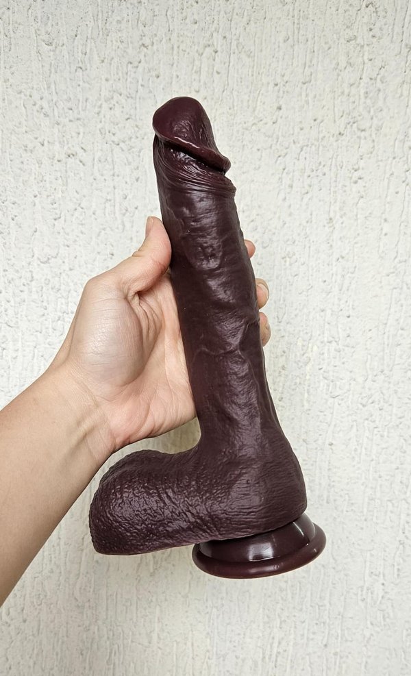 Dildo marrón con ventosa - 23,5 x4,5 cm