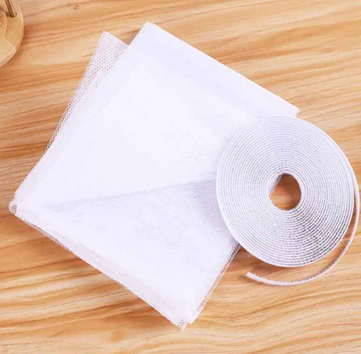 Mosquitero Adhesivo para Ventanas - 3