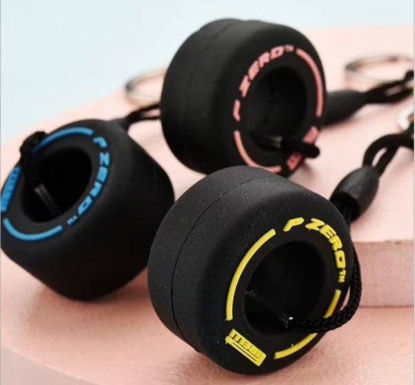 Llaveros de Formula 1 Pirelli