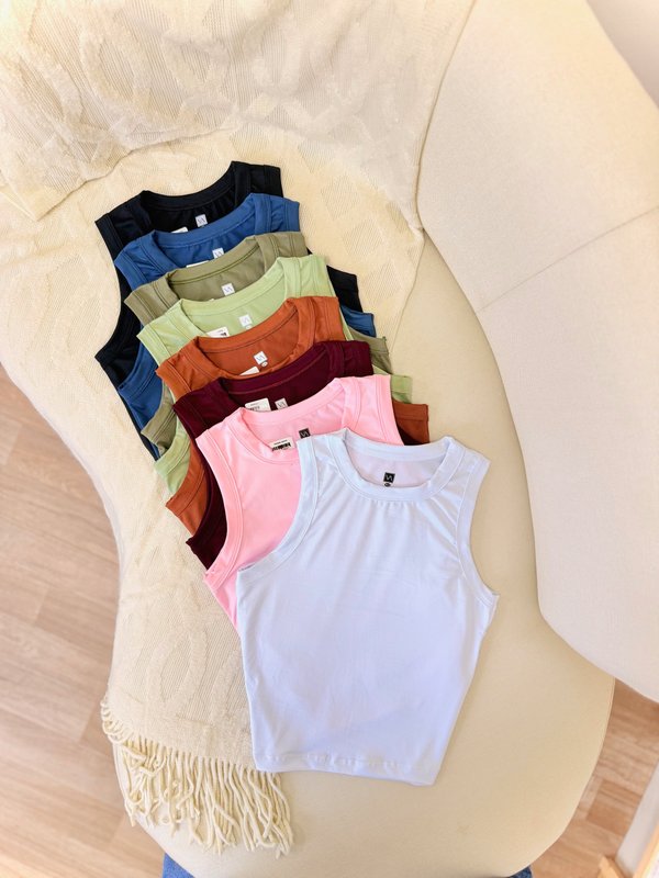 Promo Crop Musculosa Clásica #6902