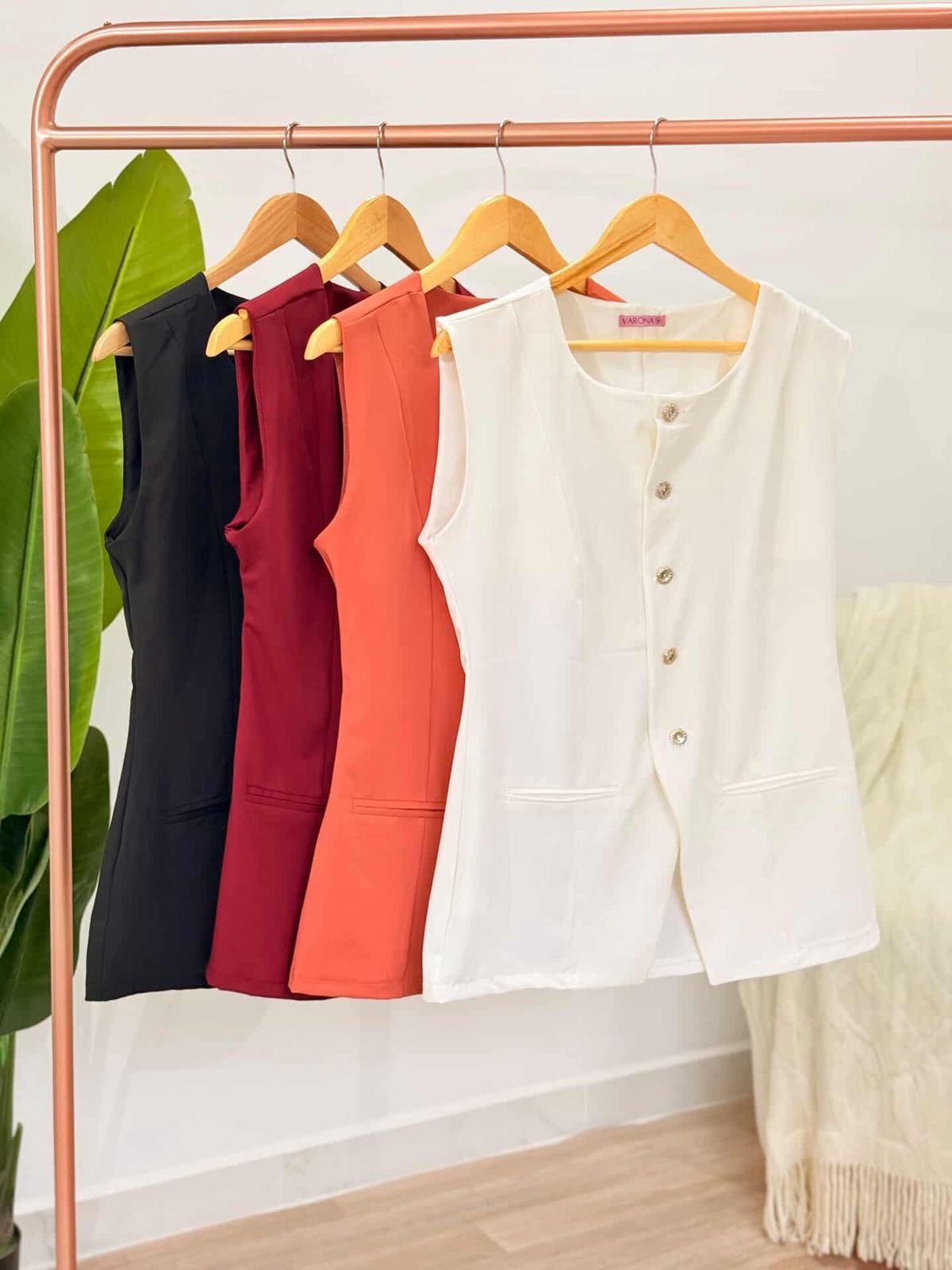 Chaleco Botón Dorado #3005930