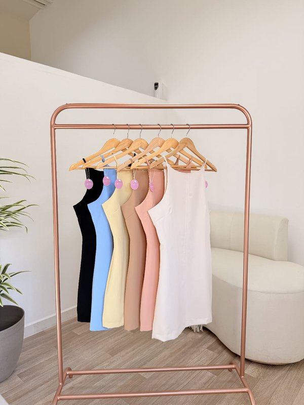 VESTIDO ENTALLADO DE VESTIR