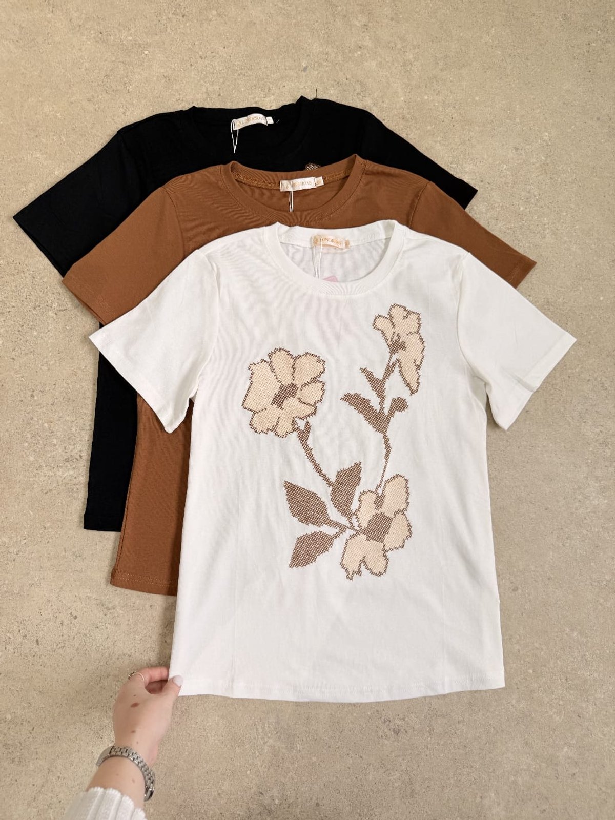 REMERA BORDADO #04001737 - 2