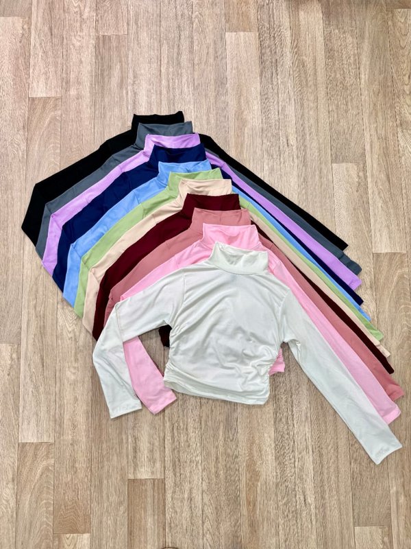 PROMO MANGAS LARGAS - CUELLO ALTO C/ GOMAS EN LOS COSTADOS 