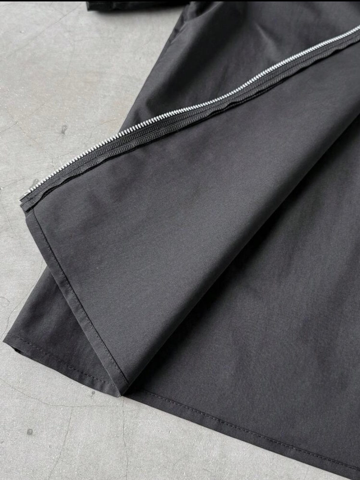 The Eclipse Tech Set “(Premium Nylon Two-Piece)” - 6