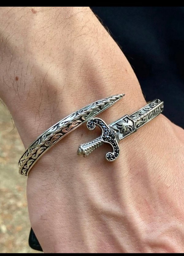 Pulseras Statement: La pieza que faltaba en tu outfit | View of the Sky