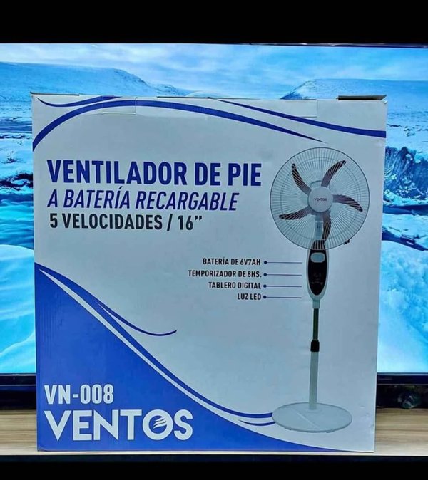 Ventilador de Pie Recargable 