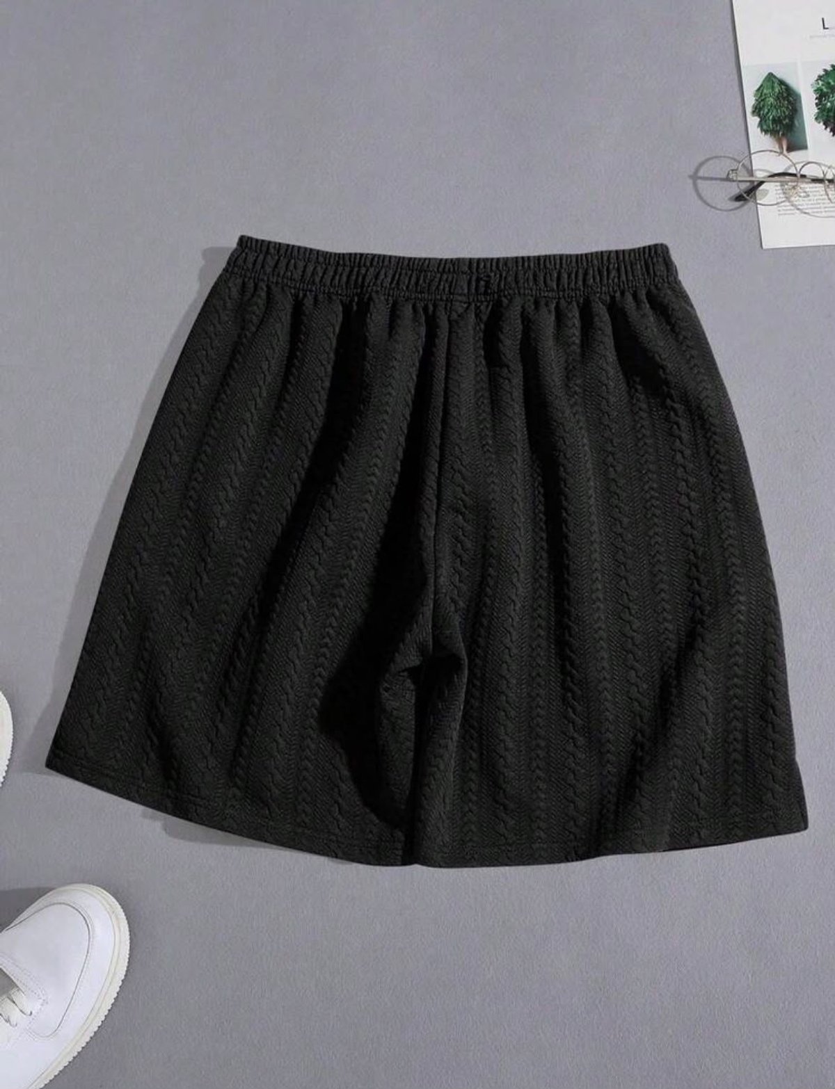 Short con Textura color negro - 2