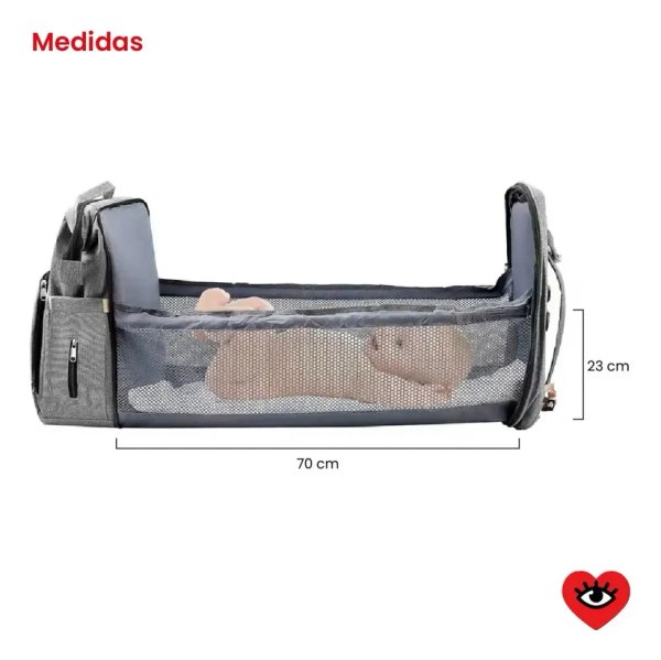 Mochila gris con compartimentos y cierres dobles