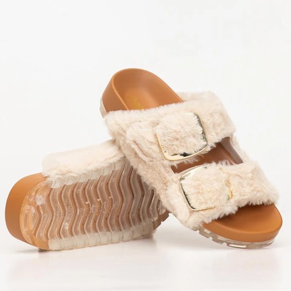 Sandalia Petite Jolie Lovin' Flat Fur Color Crema