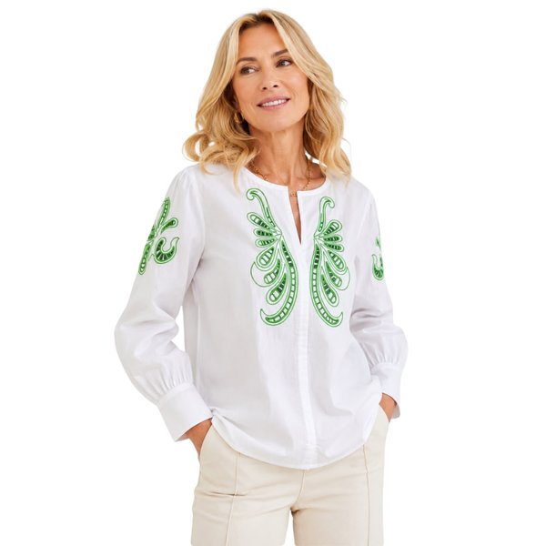 Bata Blanca con Bordados Verdes – Maria Valentina