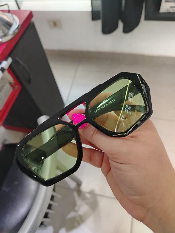 Lentes de sol con protección uvx400 