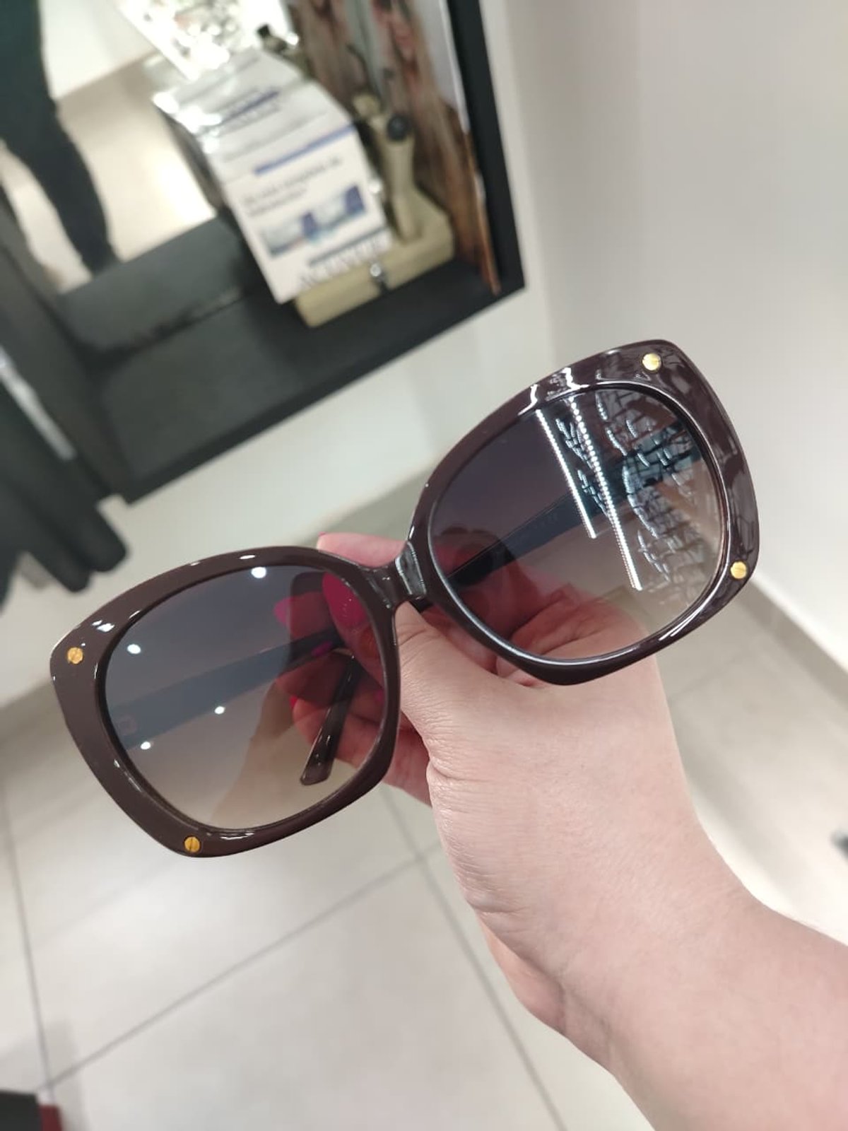 Lente de sol con proteccion uvx400