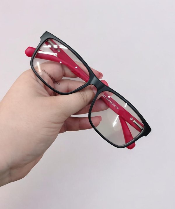 Armazón caballero con  patas rojas 