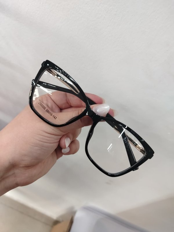 Armazón de acetato negro 