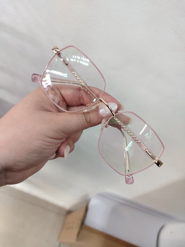 Armazon de dama metal color rosa 