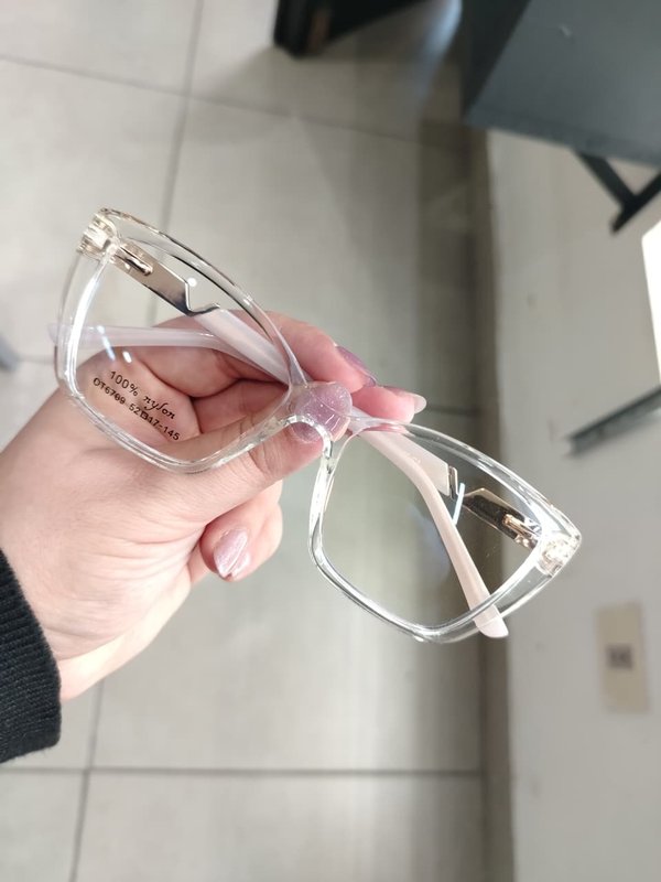 Armazon transparente acetato