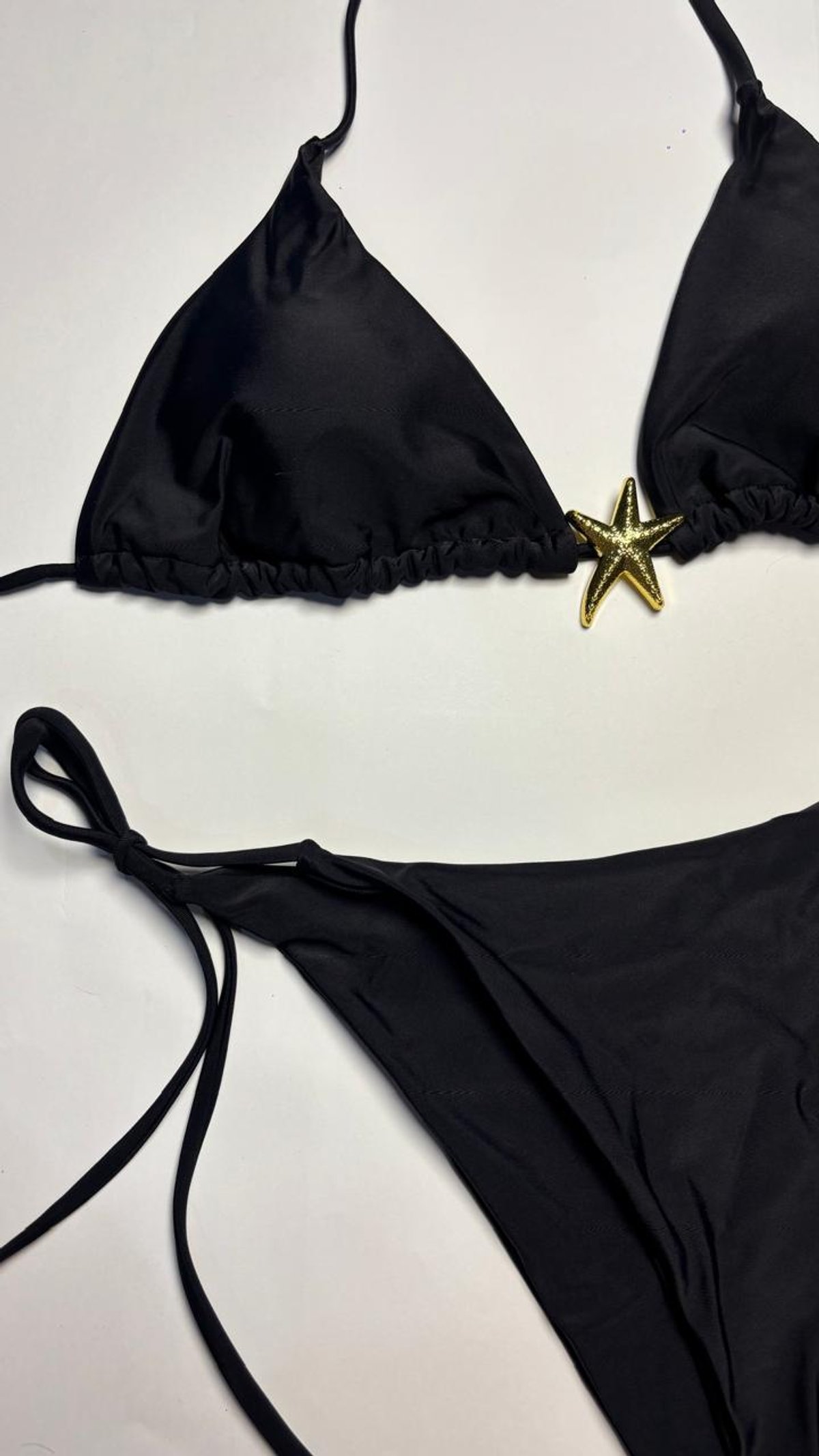 BIKINI NEGRO DETALLE ESTRELLA