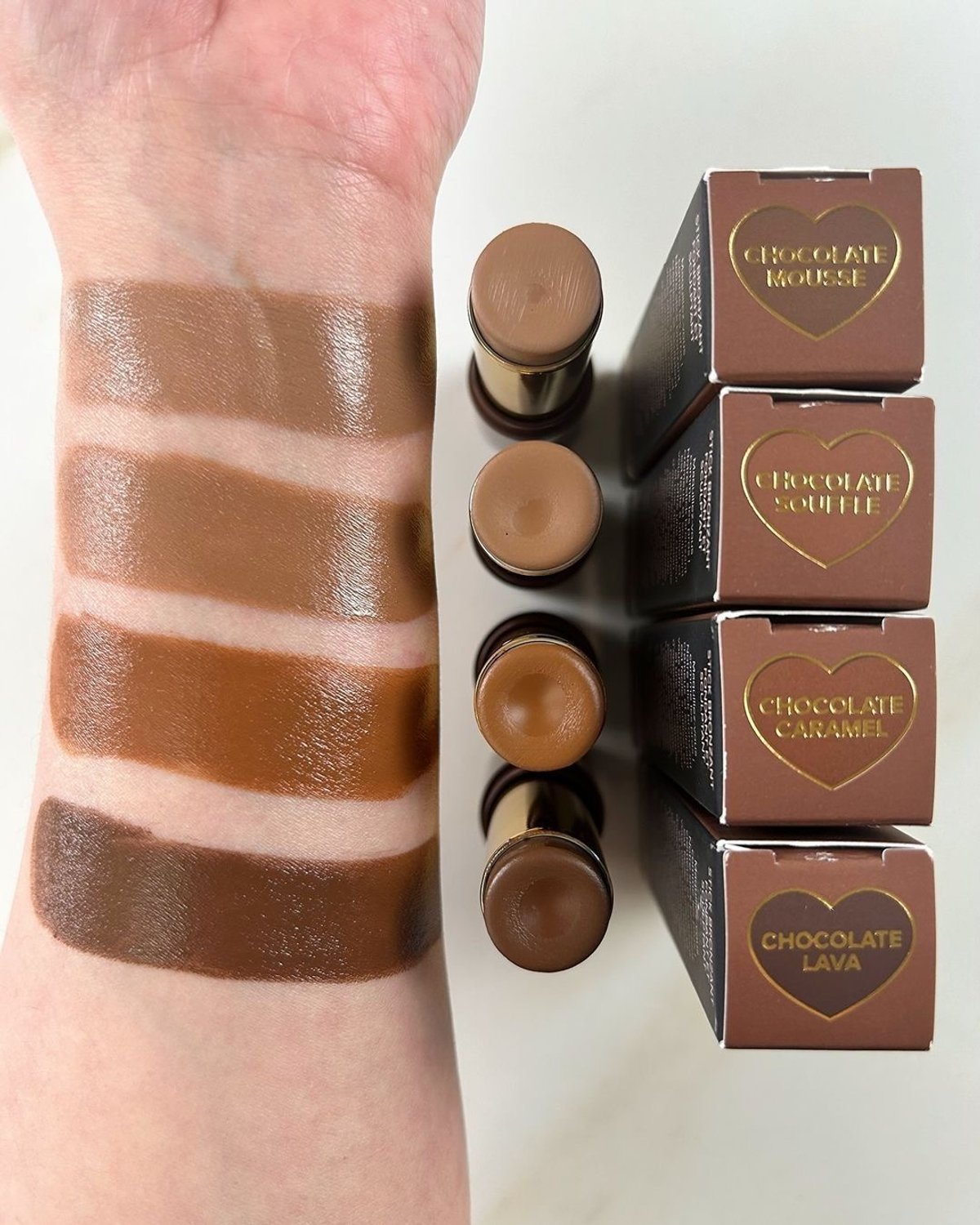 TOO FACED CHOCOLATE SOLEIL MELTING BRONZING & SCULPTING STICK - 2