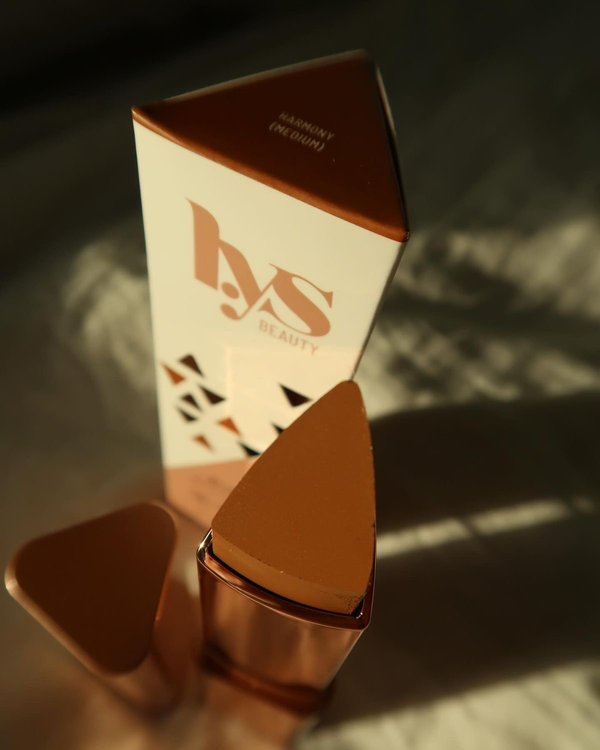 LYS BEAUTY CONTOUR STICK