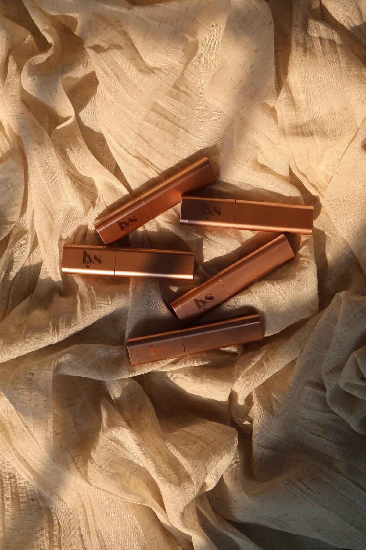LYS BEAUTY CONTOUR STICK