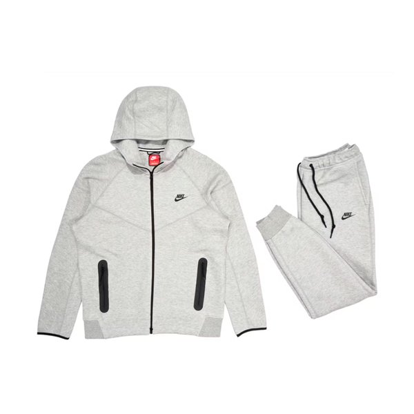 Nike Tech Fleece