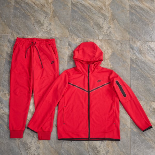 Nike Tech Fleece