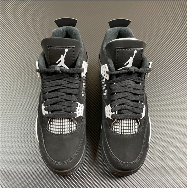 J4 White Thunder